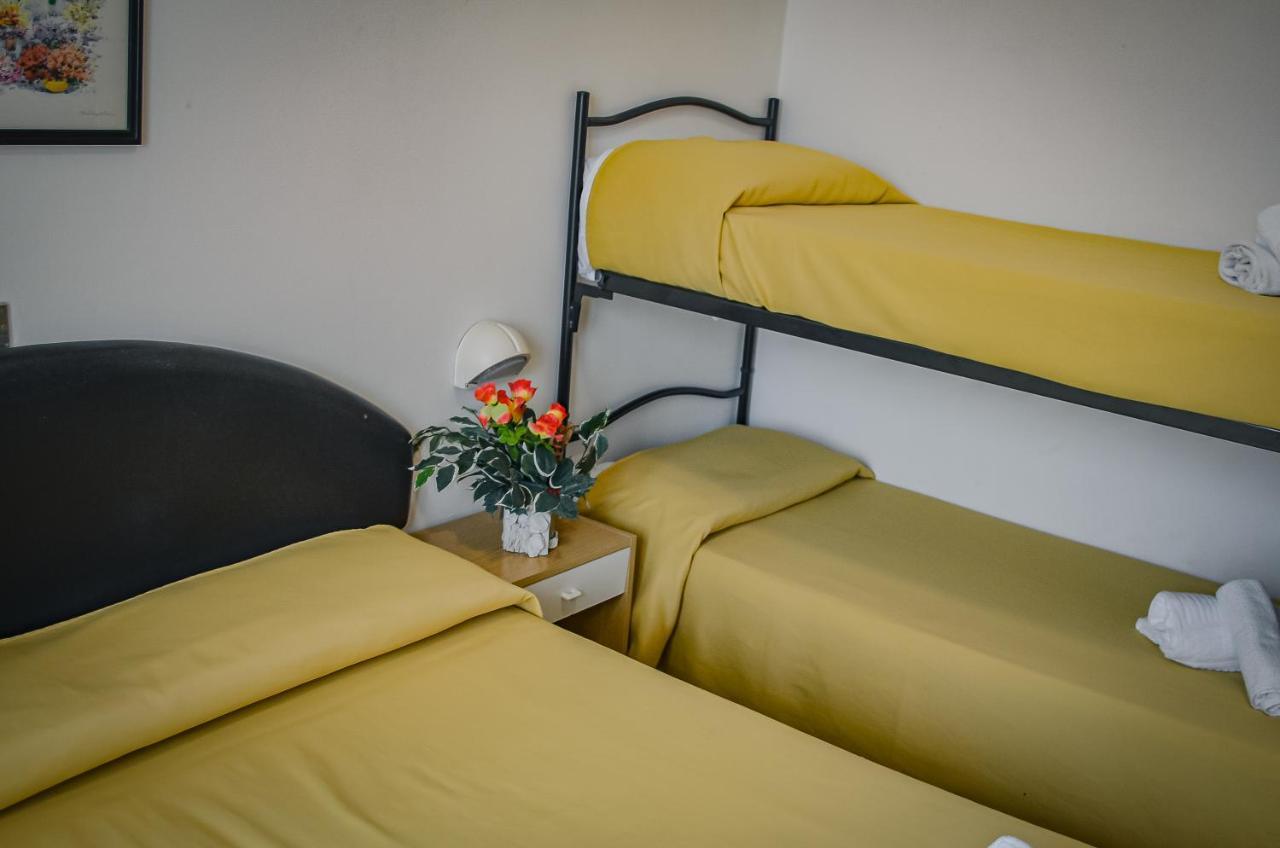 רימיני Hotel Stradiot מראה חיצוני תמונה